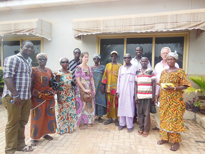 Gruppenfoto: Maschenka Jennert in Ghana